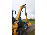 Ford - 8630 power shift - 40km p/u vierwielaangedreven landbouwtractor met hydraulische klepel-maaier opbouw bos type he 7500d met toebehoren - afbeelding 29 van  47