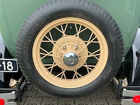 Ford - a tudor sedan oldtimer - afbeelding 5 van  58