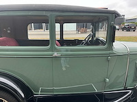Ford - a tudor sedan oldtimer - afbeelding 9 van  58