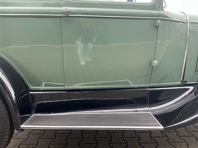 Ford - a tudor sedan oldtimer - afbeelding 10 van  58