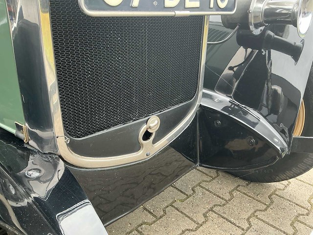 Ford - a tudor sedan oldtimer - afbeelding 20 van  58