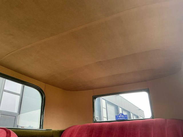 Ford - a tudor sedan oldtimer - afbeelding 42 van  58