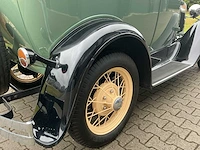 Ford - a tudor sedan oldtimer - afbeelding 4 van  43