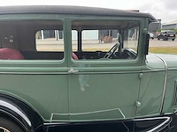 Ford - a tudor sedan oldtimer - afbeelding 9 van  43