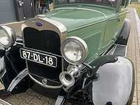 Ford - a tudor sedan oldtimer - afbeelding 15 van  43