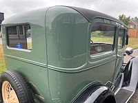 Ford - a tudor sedan oldtimer - afbeelding 3 van  52