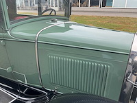 Ford - a tudor sedan oldtimer - afbeelding 11 van  52