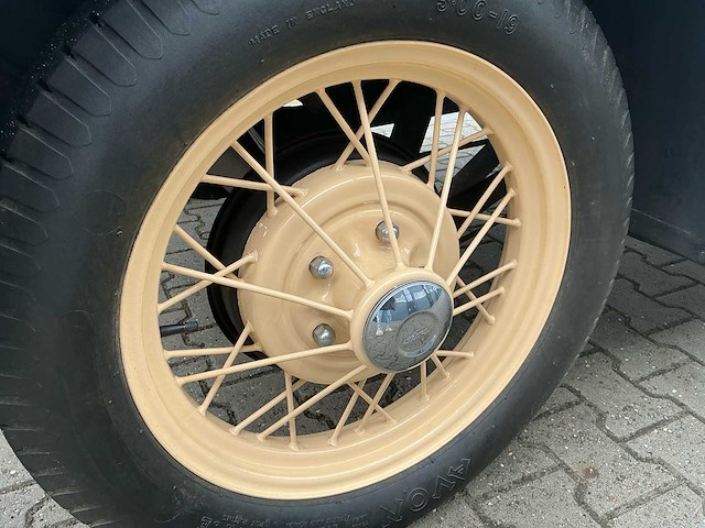 Ford - a tudor sedan oldtimer - afbeelding 31 van  52