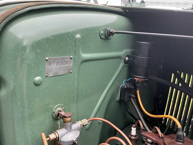 Ford - a tudor sedan oldtimer - afbeelding 18 van  58