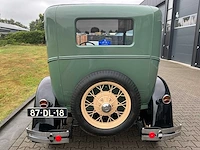 Ford - a tudor sedan oldtimer - afbeelding 57 van  58