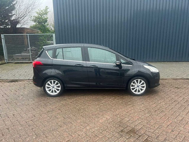 Ford - b-max - 1.0 ecob. titanium - car - afbeelding 26 van  27