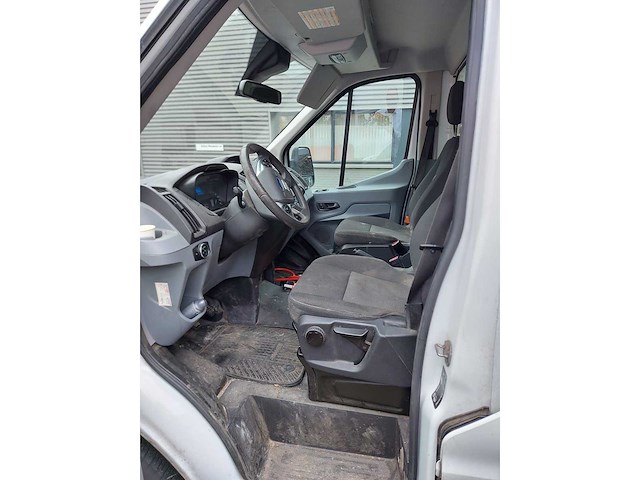 Ford - bakwagen - transit - bedrijfswagen - afbeelding 10 van  12