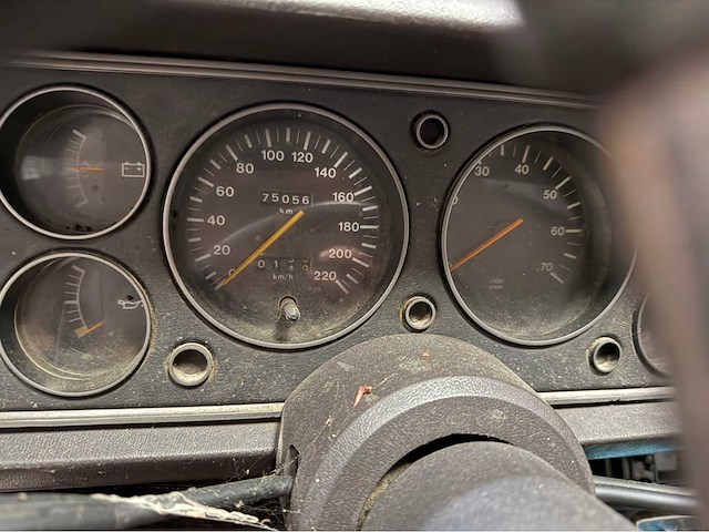 Ford - capri - 2000 s 6 cyl. - oldtimer - 1980 - afbeelding 7 van  26
