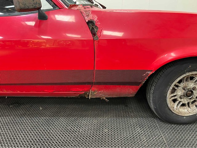 Ford - capri - 2000 s 6 cyl. - oldtimer - 1980 - afbeelding 10 van  26