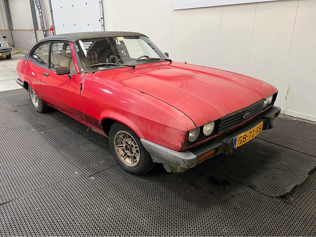 Ford - capri - 2000 s 6 cyl. - oldtimer - 1980 - afbeelding 14 van  26