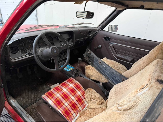 Ford - capri - 2000 s 6 cyl. - oldtimer - 1980 - afbeelding 26 van  26