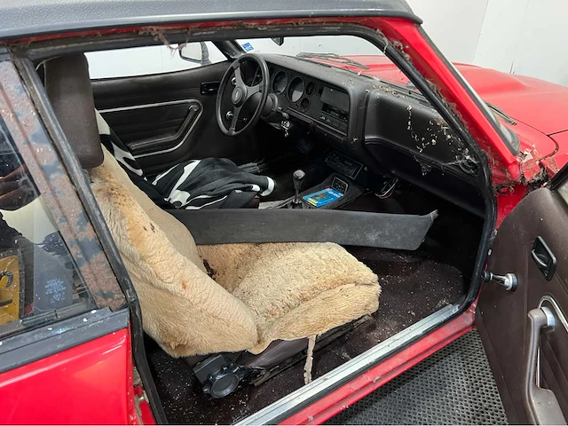 Ford - capri - 2000 s 6 cyl. - oldtimer - 1980 - afbeelding 2 van  27
