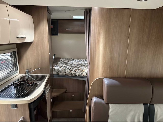 Ford - chausson - 514 flash ford m15 - camper - hefbed -2015 - afbeelding 13 van  24