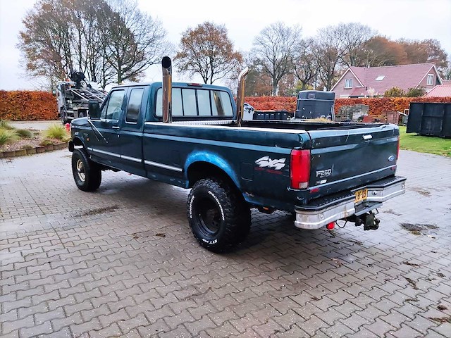Ford - clubcab - f250 - pick up - afbeelding 22 van  28
