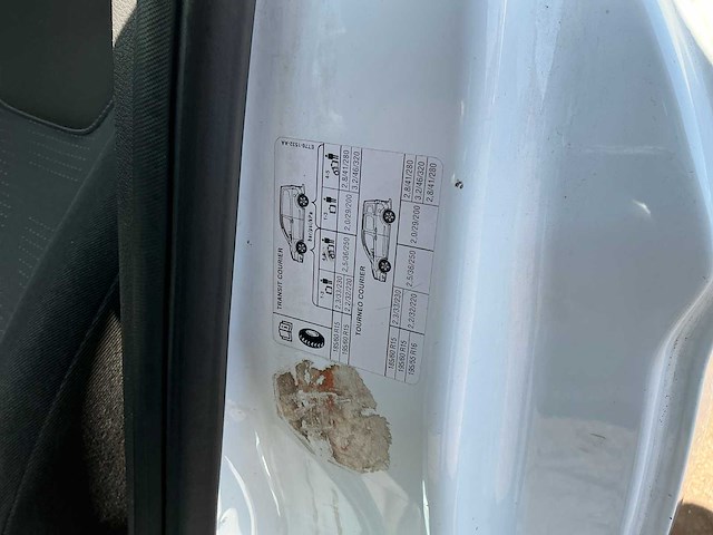 Ford - courier - transit - bedrijfswagen - afbeelding 13 van  15