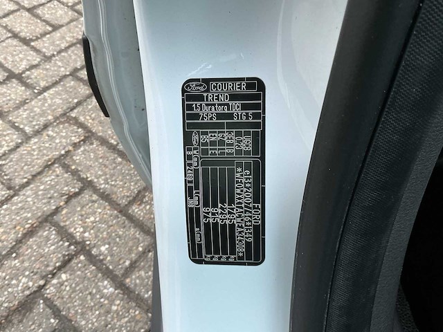 Ford - courier - transit - van - afbeelding 12 van  21