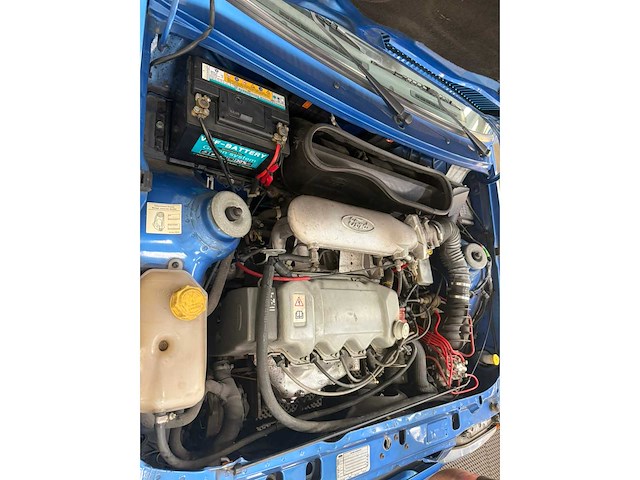 Ford - escort - cabrio - 1.6 xr3 inj. - personenauto - 1988 - afbeelding 11 van  18