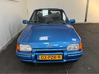 Ford - escort - cabrio - 1.6 xr3 inj. - personenauto - 1988 - afbeelding 16 van  18