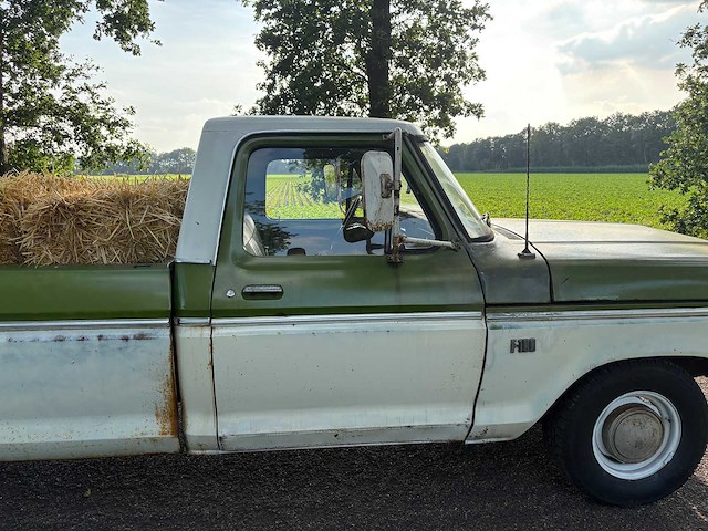 Ford - f-100 - pick-up - afbeelding 11 van  29