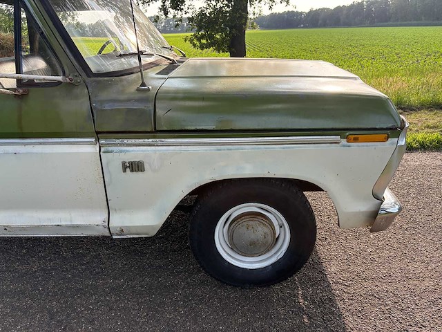 Ford - f-100 - pick-up - afbeelding 12 van  29