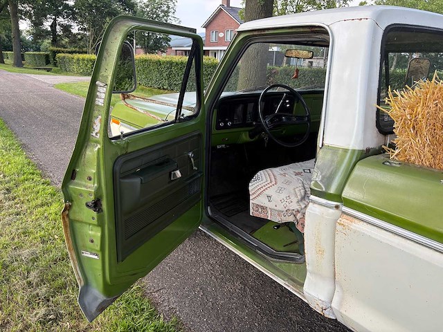 Ford - f-100 - pick-up - afbeelding 19 van  29