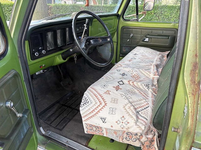 Ford - f-100 - pick-up - afbeelding 21 van  29