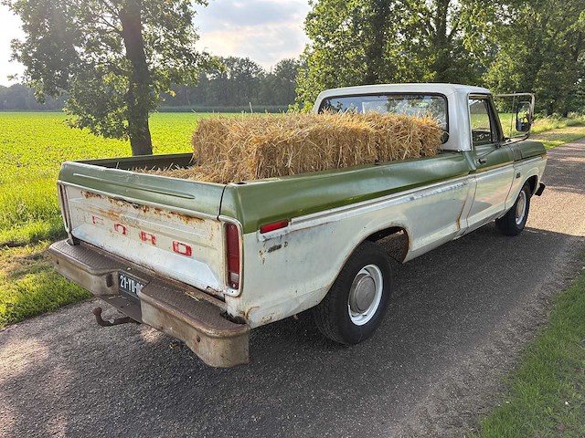 Ford - f-100 - pick-up - afbeelding 9 van  29