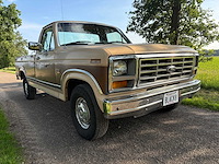 Ford - f150 - oldtimer