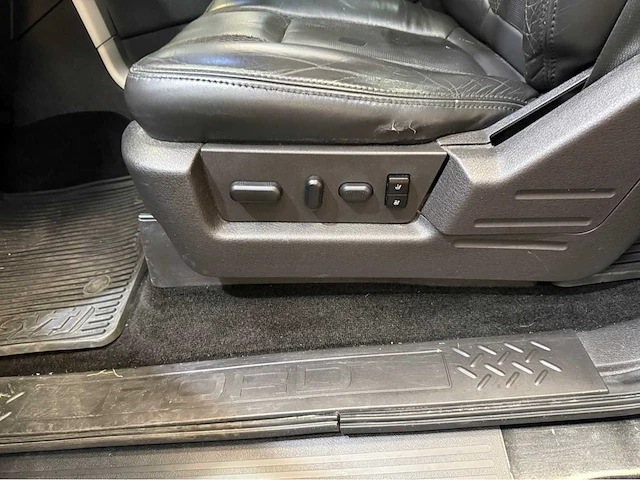Ford - f150 raptor - svt - 6.2 v8 - bedrijfswagen - 2011 - afbeelding 24 van  40