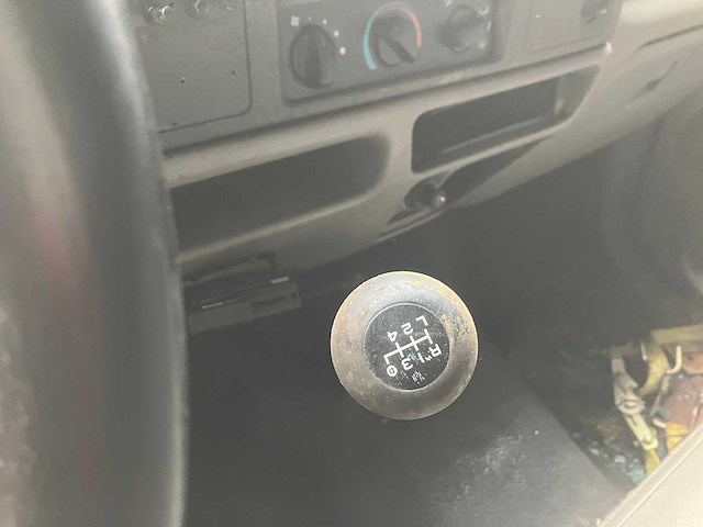 Ford - f450 - bedrijfswagen - afbeelding 4 van  17