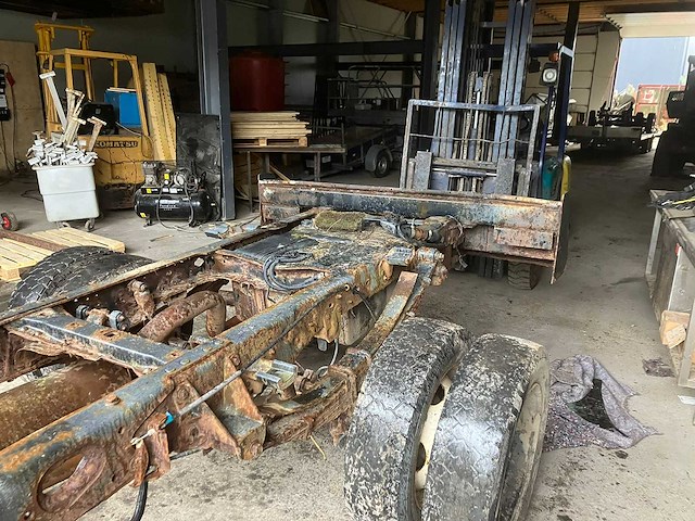 Ford - f450 - bedrijfswagen - afbeelding 16 van  17