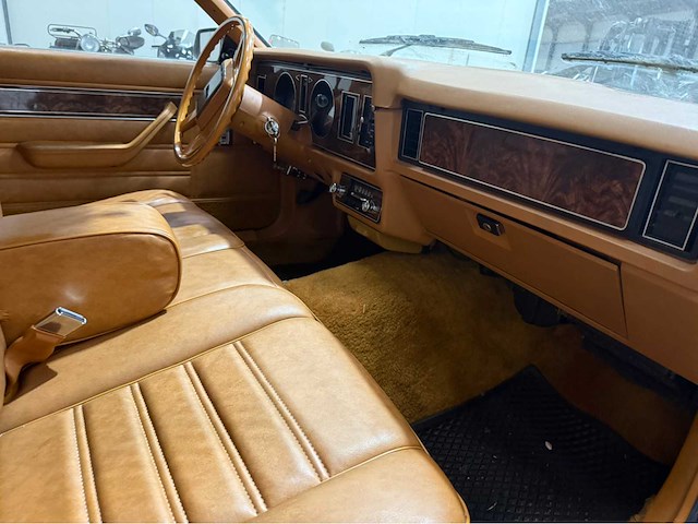 Ford - fairmont - futura - oldtimer - 1981 - afbeelding 18 van  32