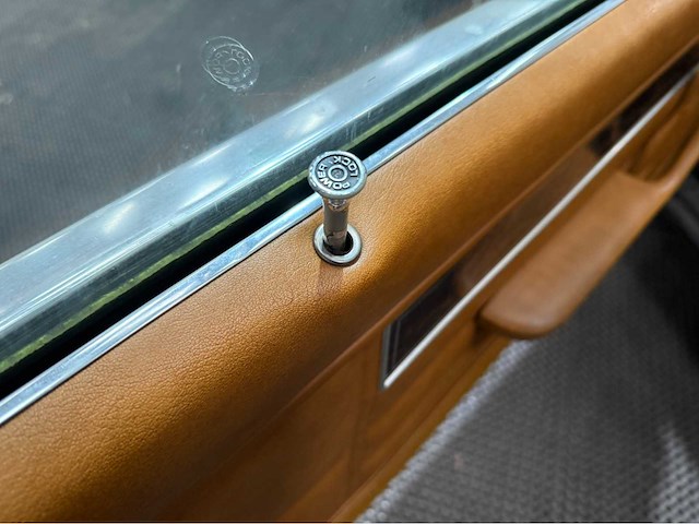 Ford - fairmont - futura - oldtimer - 1981 - afbeelding 20 van  32