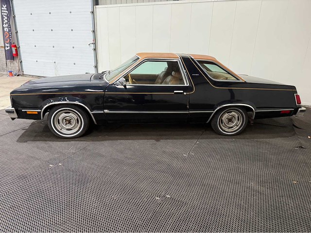 Ford - fairmont - futura - oldtimer - 1981 - afbeelding 23 van  32