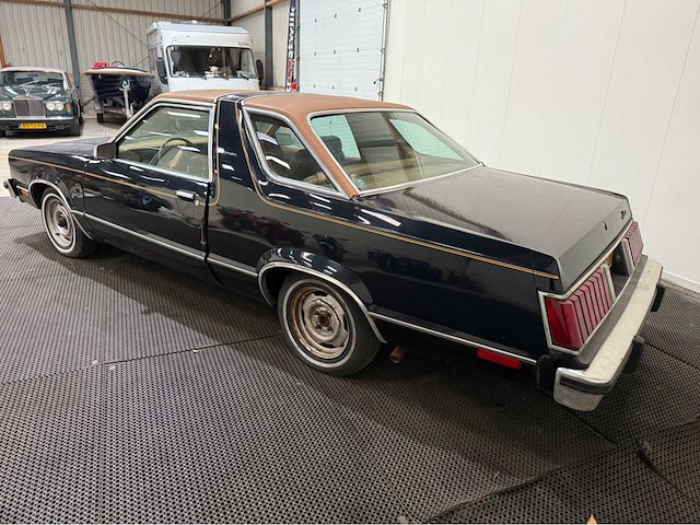 Ford - fairmont - futura - oldtimer - 1981 - afbeelding 30 van  32