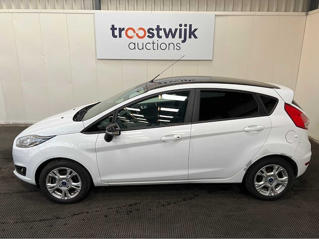 Ford - fiesta - 1.0 white edition - personenauto - 2016 - afbeelding 10 van  16