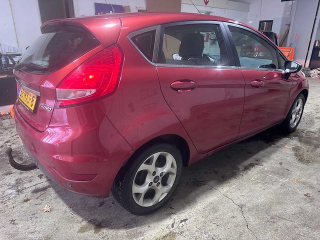 Ford - fiesta - 1.25 titanium - 58-hxj-8 - afbeelding 16 van  20