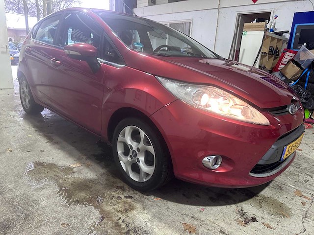 Ford - fiesta - 1.25 titanium - 58-hxj-8 - afbeelding 17 van  20
