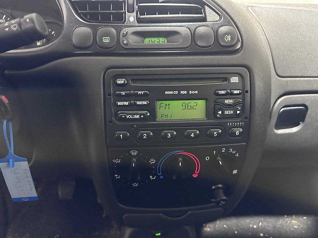 Ford - fiesta - 1.3-8v classic - 58-hz-zs- 2002 - afbeelding 12 van  12