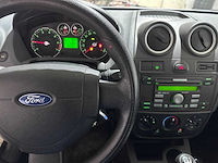 Ford - fiesta - 1.3-8v cool & sound - 97-xn-xb - afbeelding 8 van  8