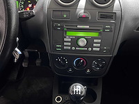 Ford - fiesta - 1.3-8v cool & sound - 97-xn-xb - afbeelding 4 van  16