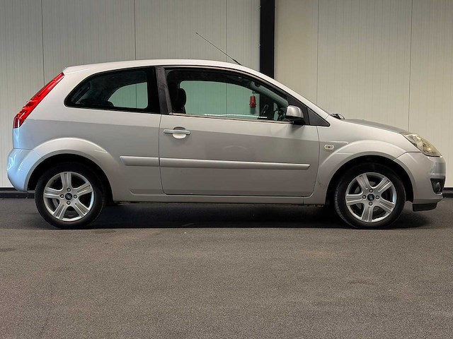 Ford - fiesta - 1.3-8v futura 77-hdl-5 2008 iaw - afbeelding 6 van  15