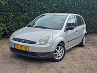 Ford - fiesta - 1.3 ambiente - nap - 2002 - personenauto - 01-jt-pr - afbeelding 5 van  11