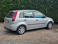 Ford - fiesta - 1.3 ambiente - nap - 2002 - personenauto - 01-jt-pr - afbeelding 8 van  11