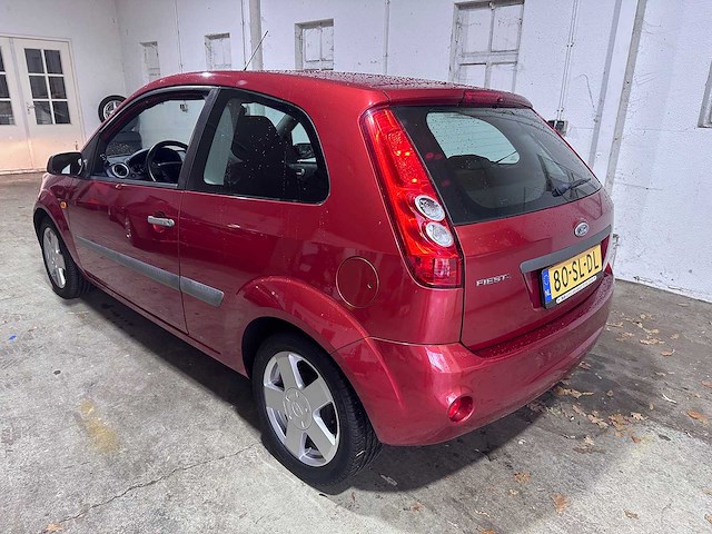 Ford - fiesta - 1.4-16v futura - 80-sl-dl - afbeelding 15 van  21